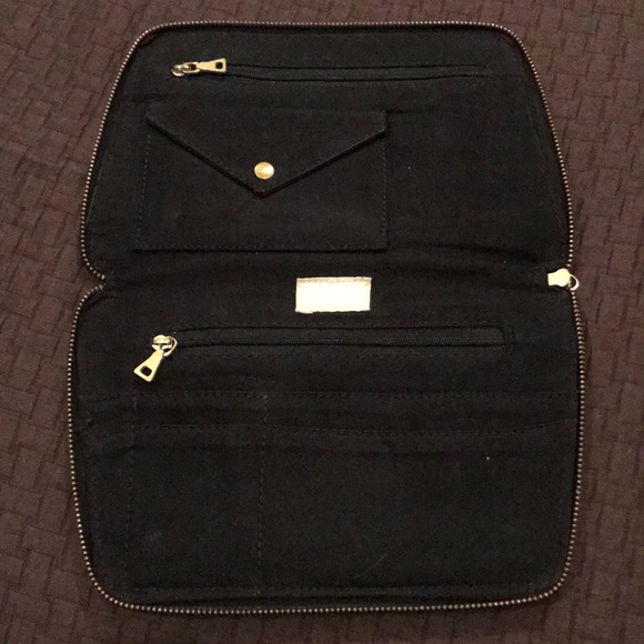 Cutest suede stud clutch - Picture 2 of 4